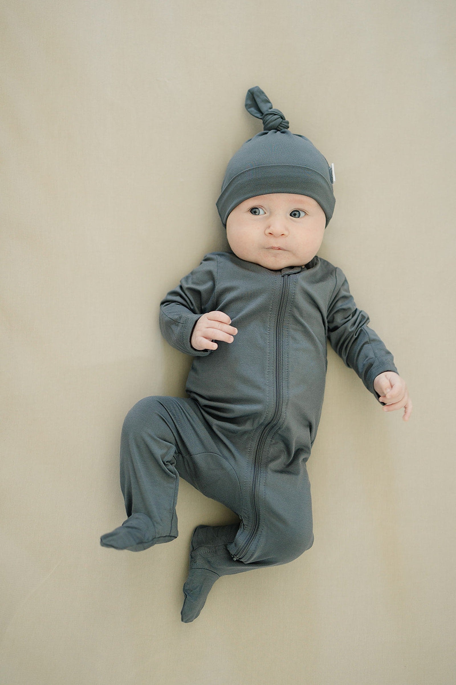 Charcoal Footed Zipper Pajama, Gender Neutral, Bamboo, Baby Essentials