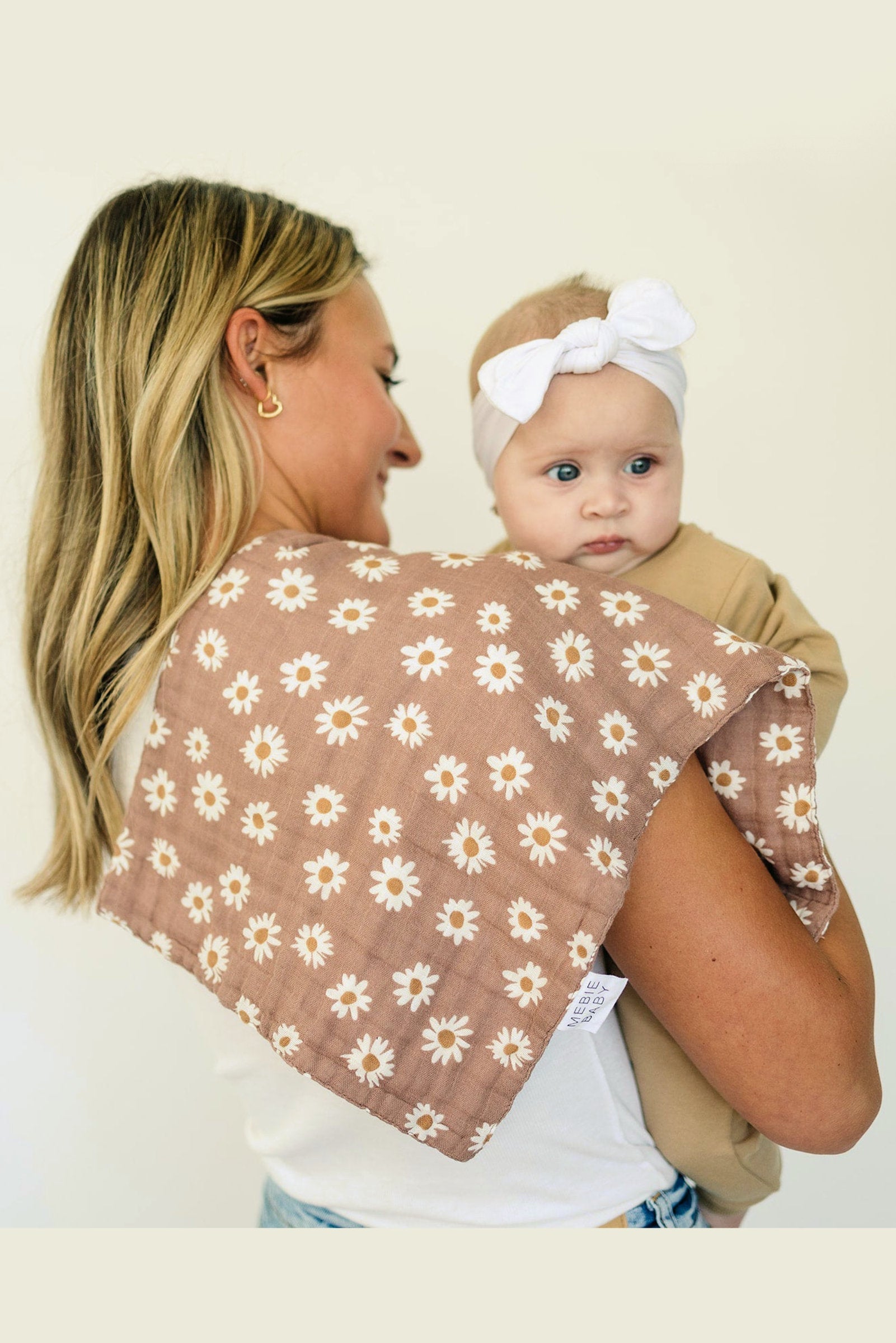Daisy Dream Muslin Burp Cloth, 100% Cotton, Baby Essentials