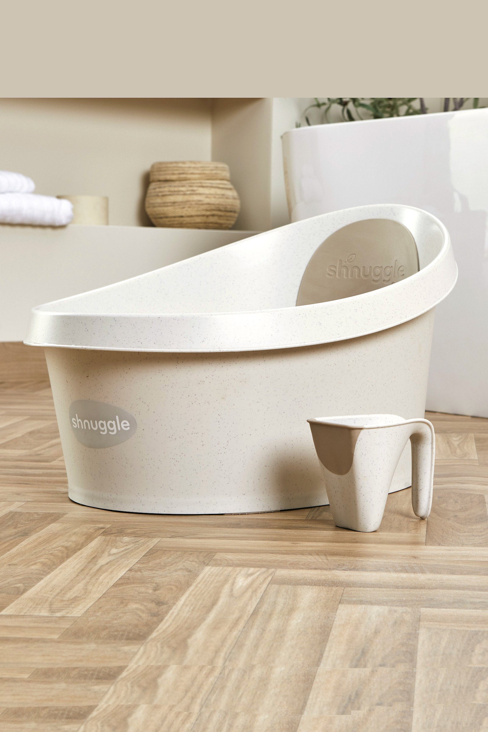 Shnuggle Toddler Bath Tub, Big Bath for bigger kids