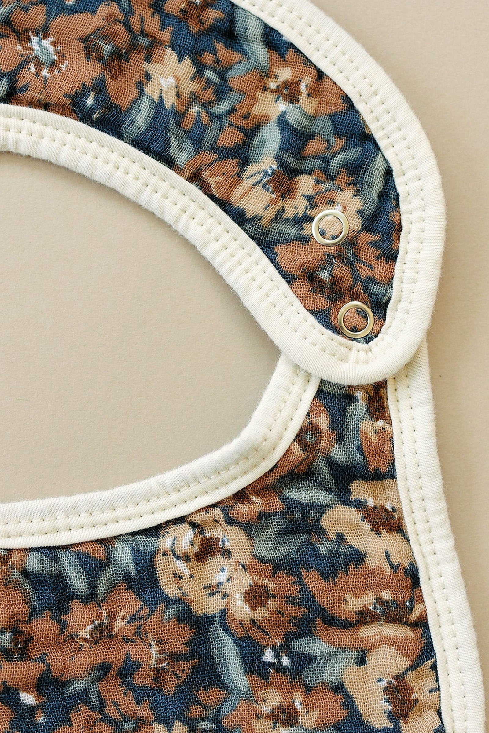 Venetian Floral Classic Muslin Bib, 100% Cotton, Baby Essentials