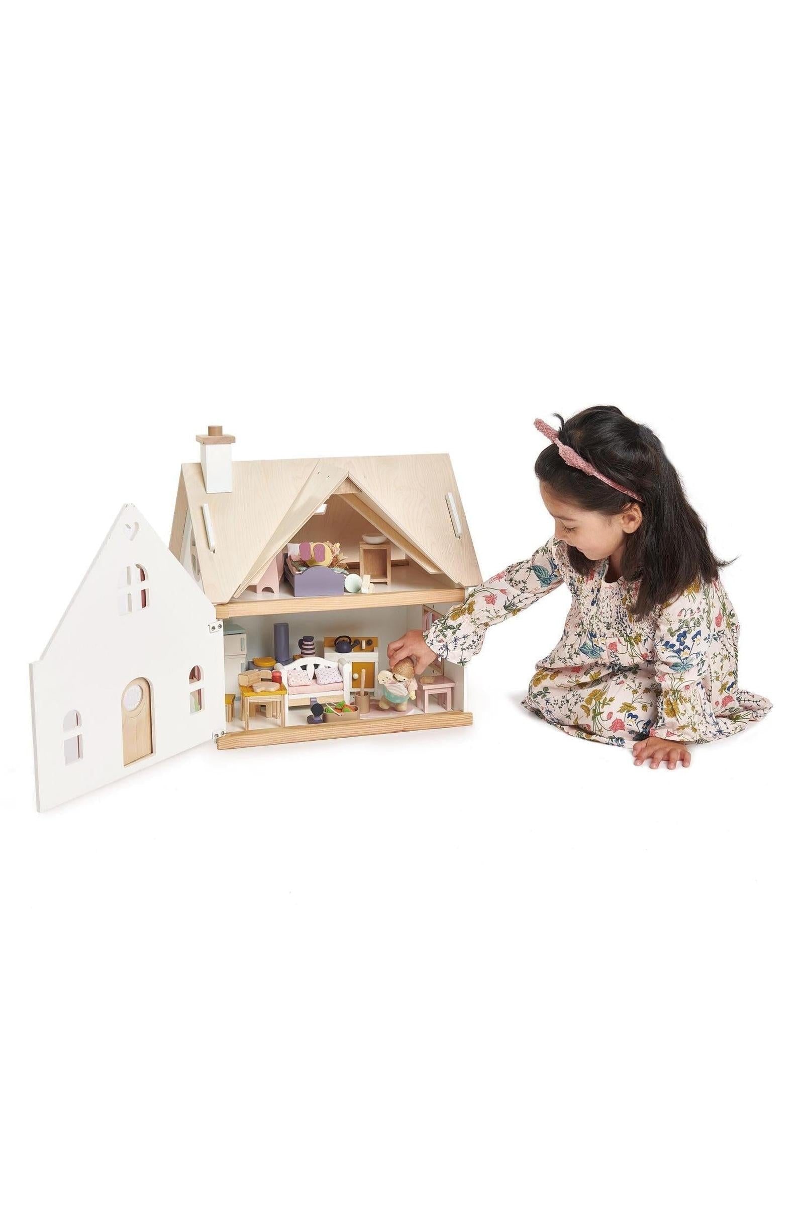 Cottontail Cottage, Dollhouse