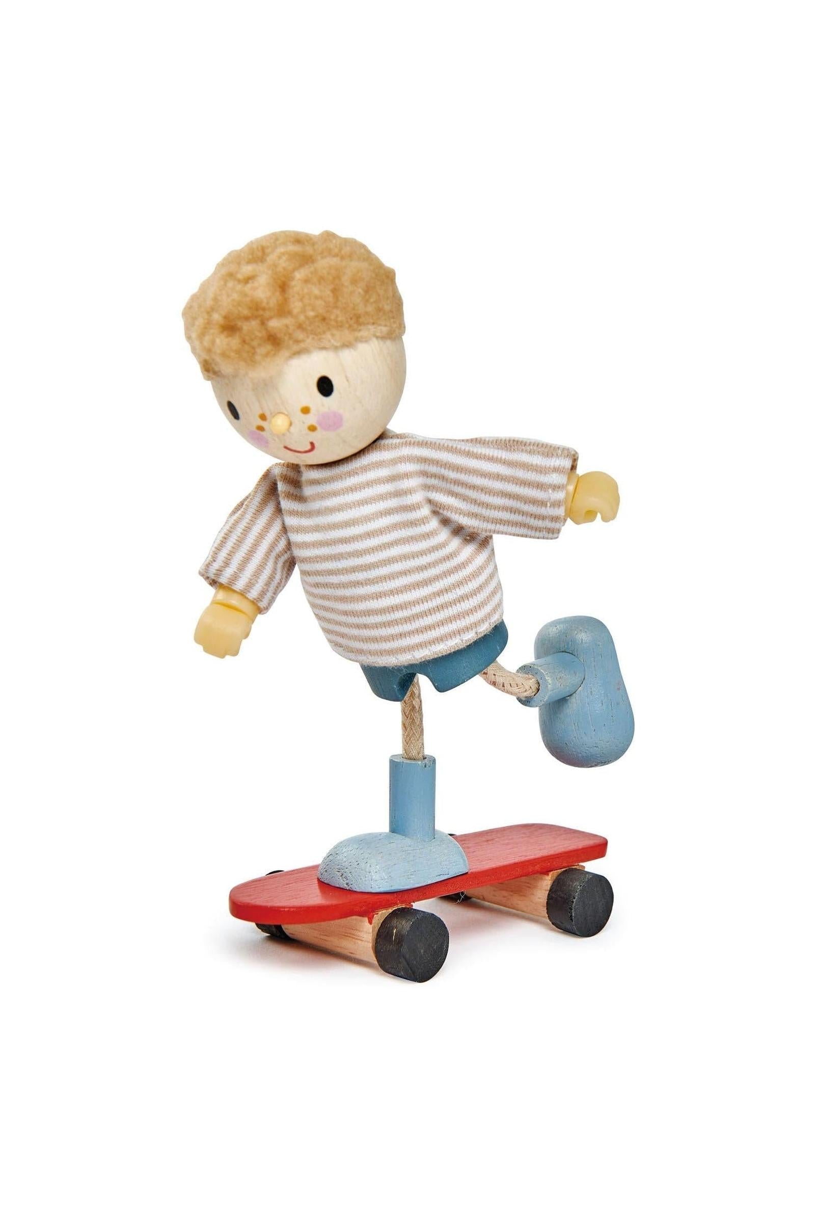 Goodwood Family & Pets, Wooden Dollhouse Figure Set