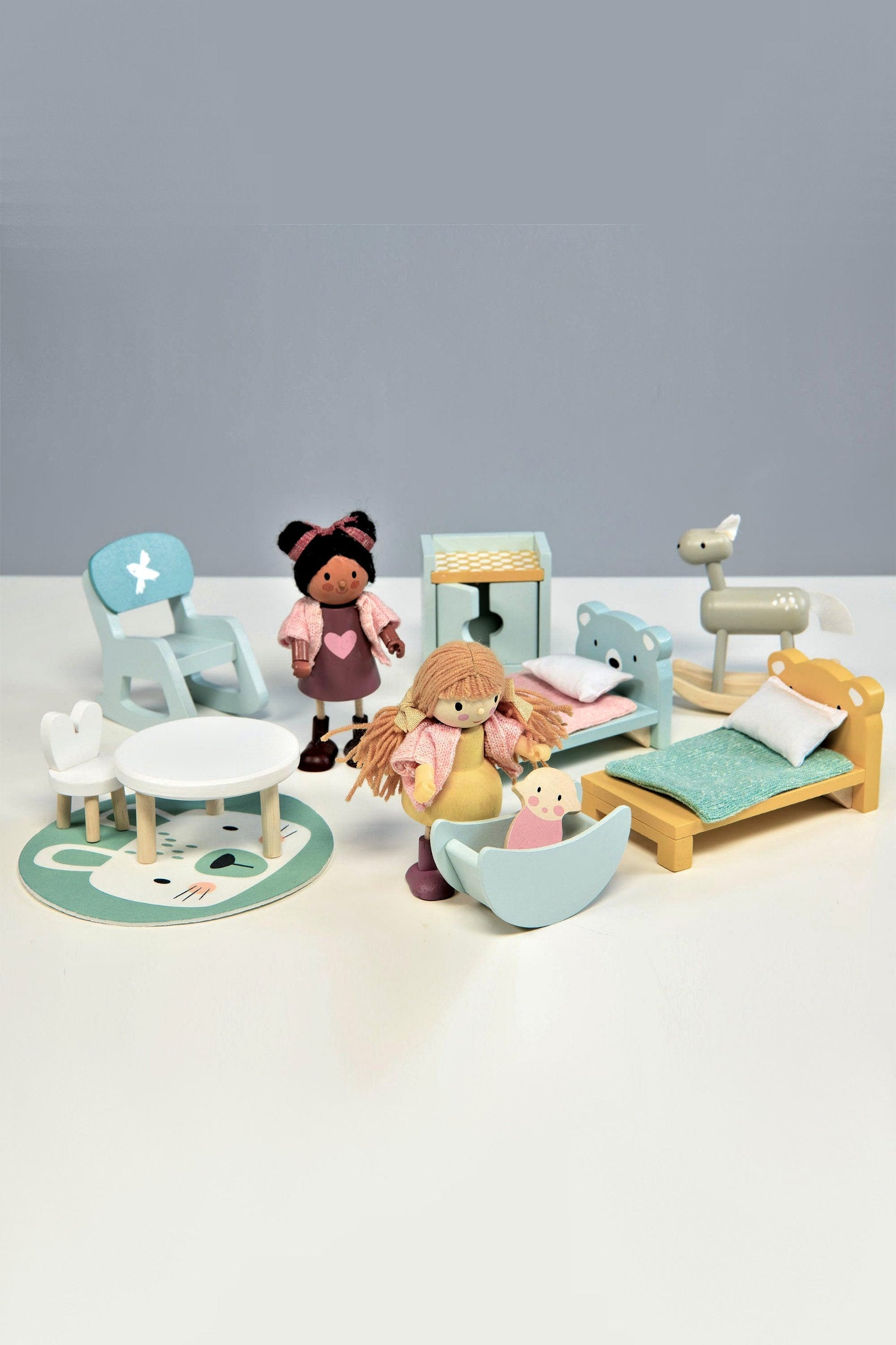 Dollhouse Childrens Room Furniture