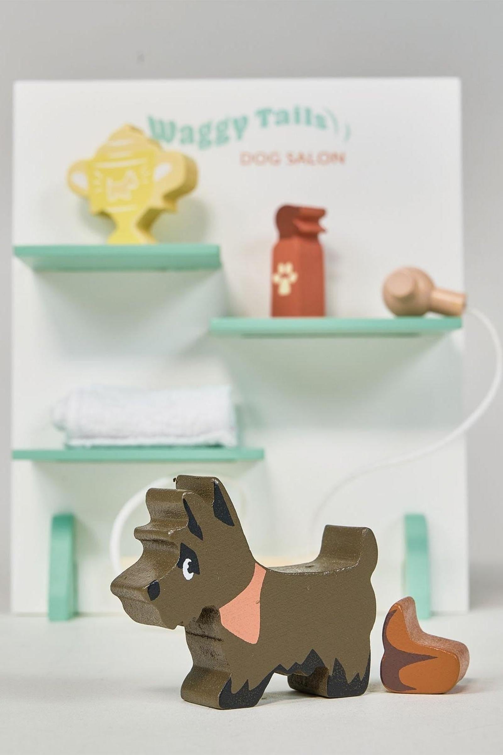 Waggy Tails Dog Salon