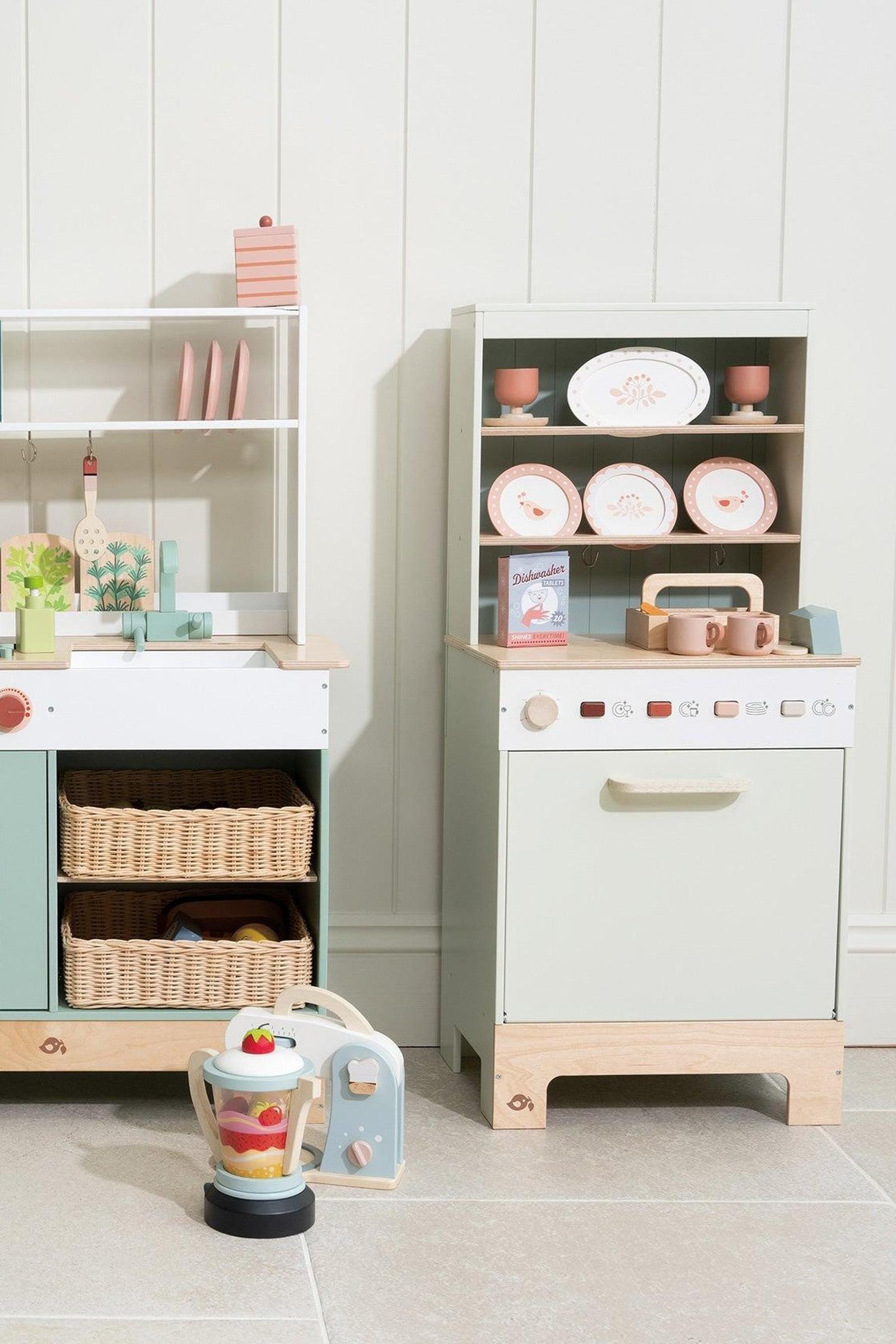 Kitchen Dresser and Dishwasher