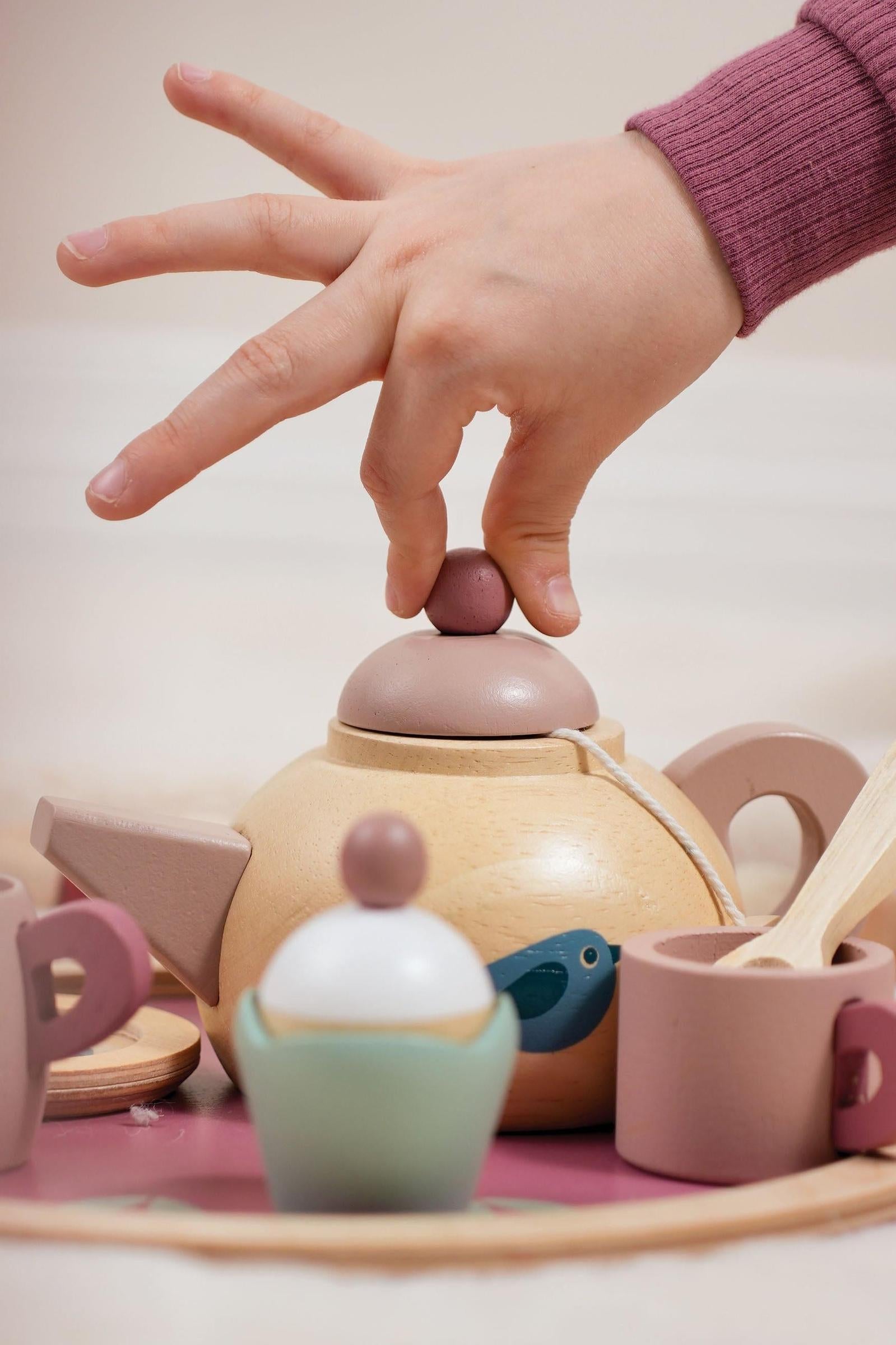 Birdie Tea Set