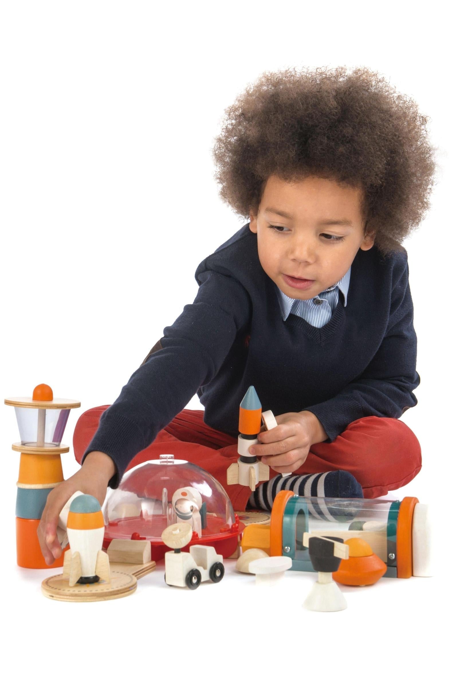 Life on Mars Wooden Space Exploration Play Set for Kids