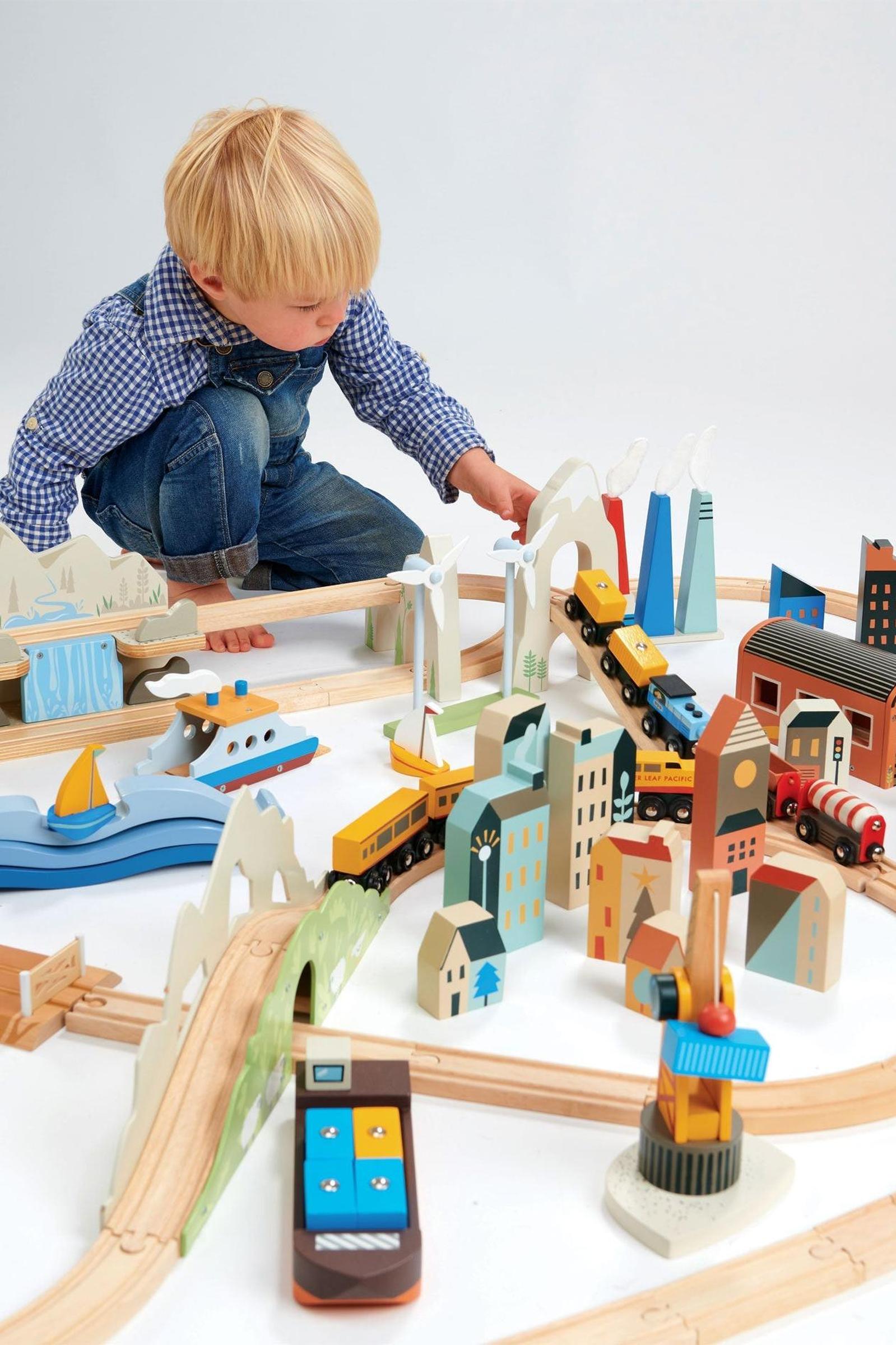 Mountain View Train set