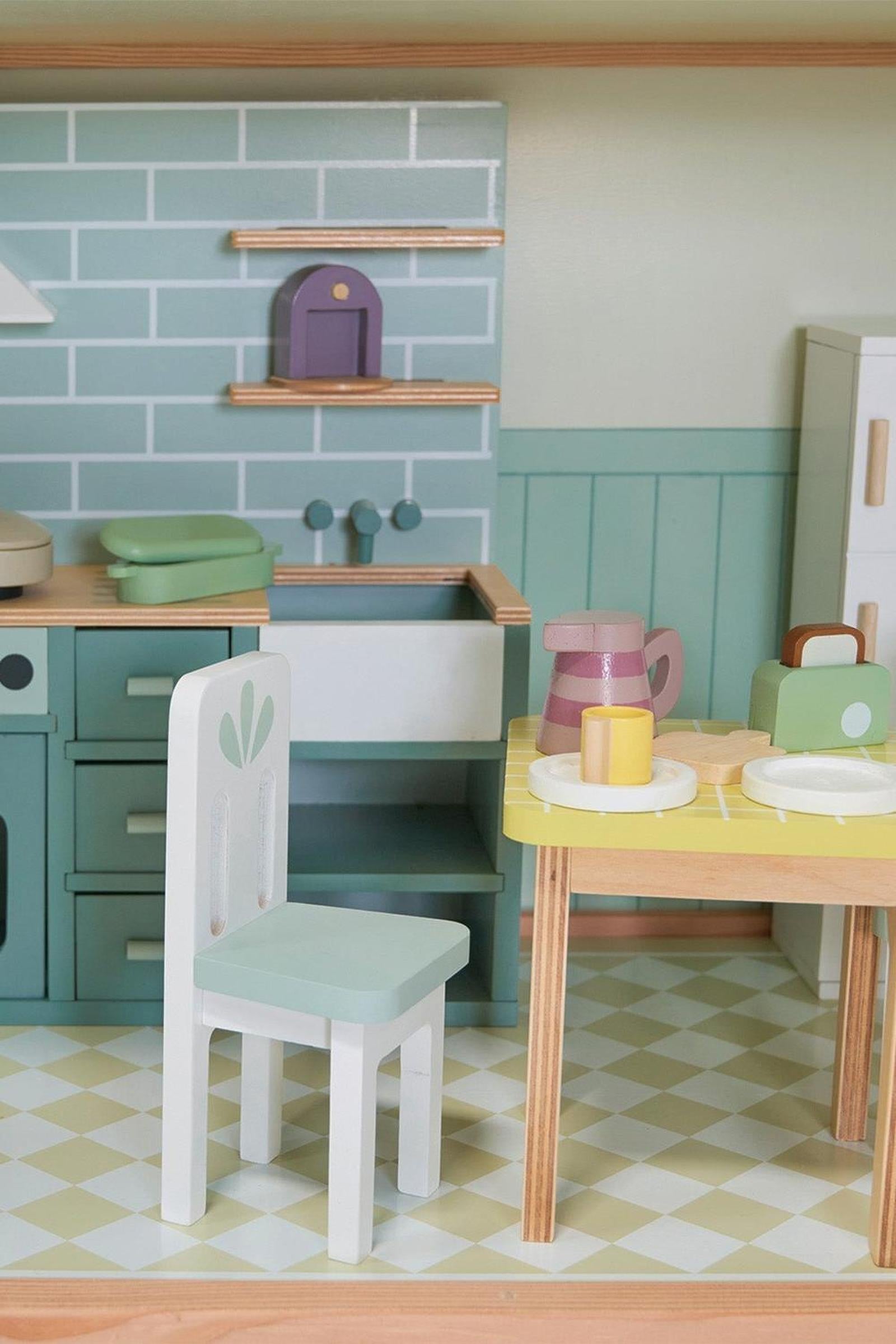 Mulberry Mansion, Grand Wooden Dollhouse