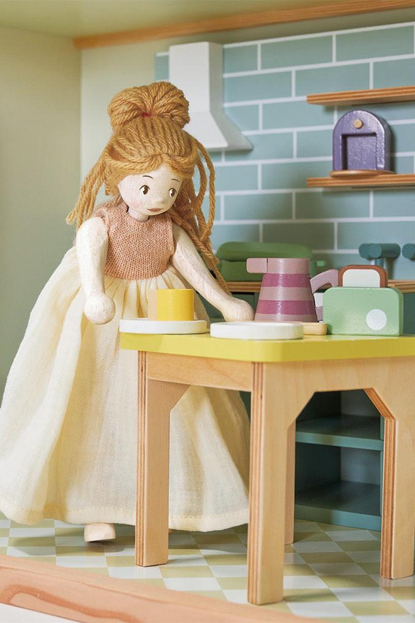 Mulberry Mansion, Grand Wooden Dollhouse