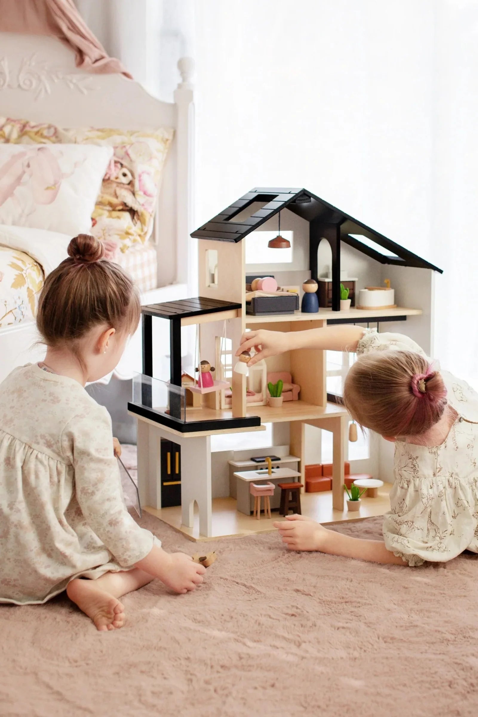 Sweetwood Edge Modern Dollhouse