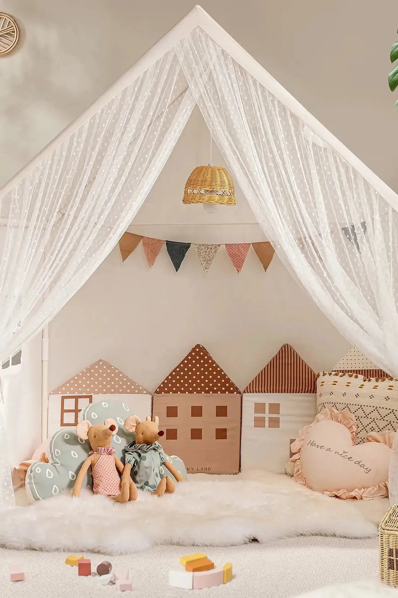 Large Space Play House with Star Lights