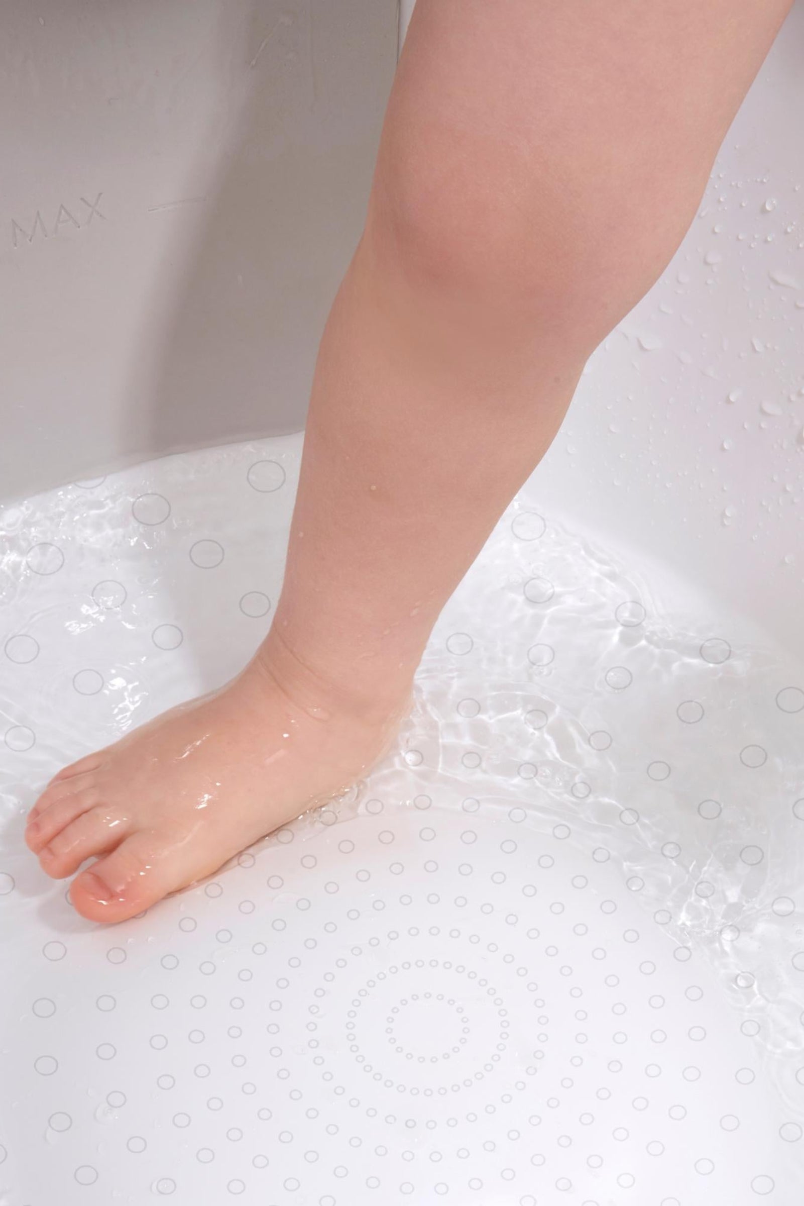 Shnuggle Toddler Bath Tub, Big Bath for bigger kids