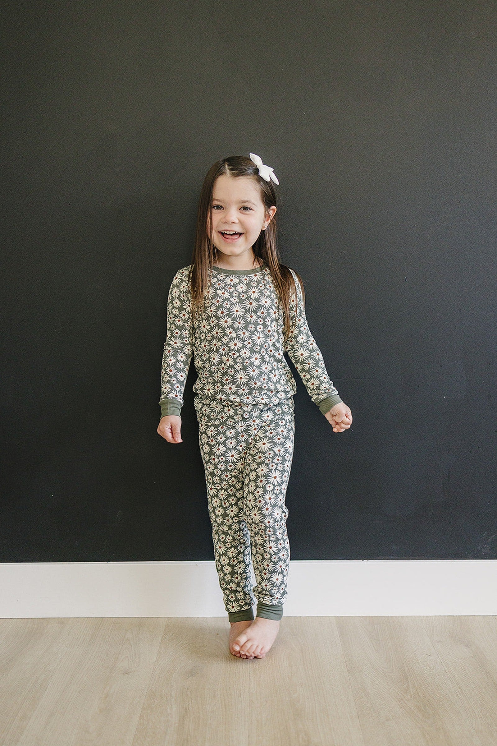 Dark Green Daisy Ribbed Cozy Pajama Set, Bamboo, Baby Essentials