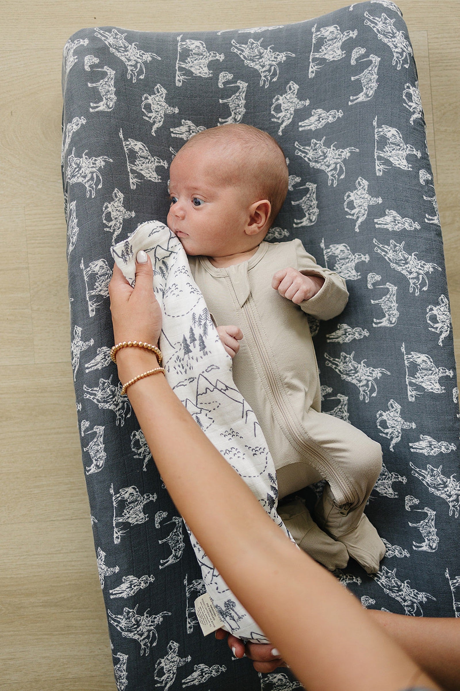 Summit Muslin Burp Cloth, 100% Cotton, Baby Essentials
