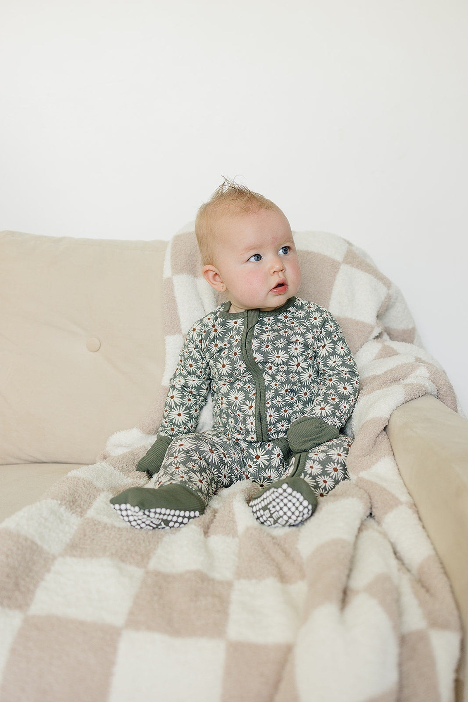 Dark Green Daisy Ribbed Zipper Pajama, Bamboo, Baby Essentials