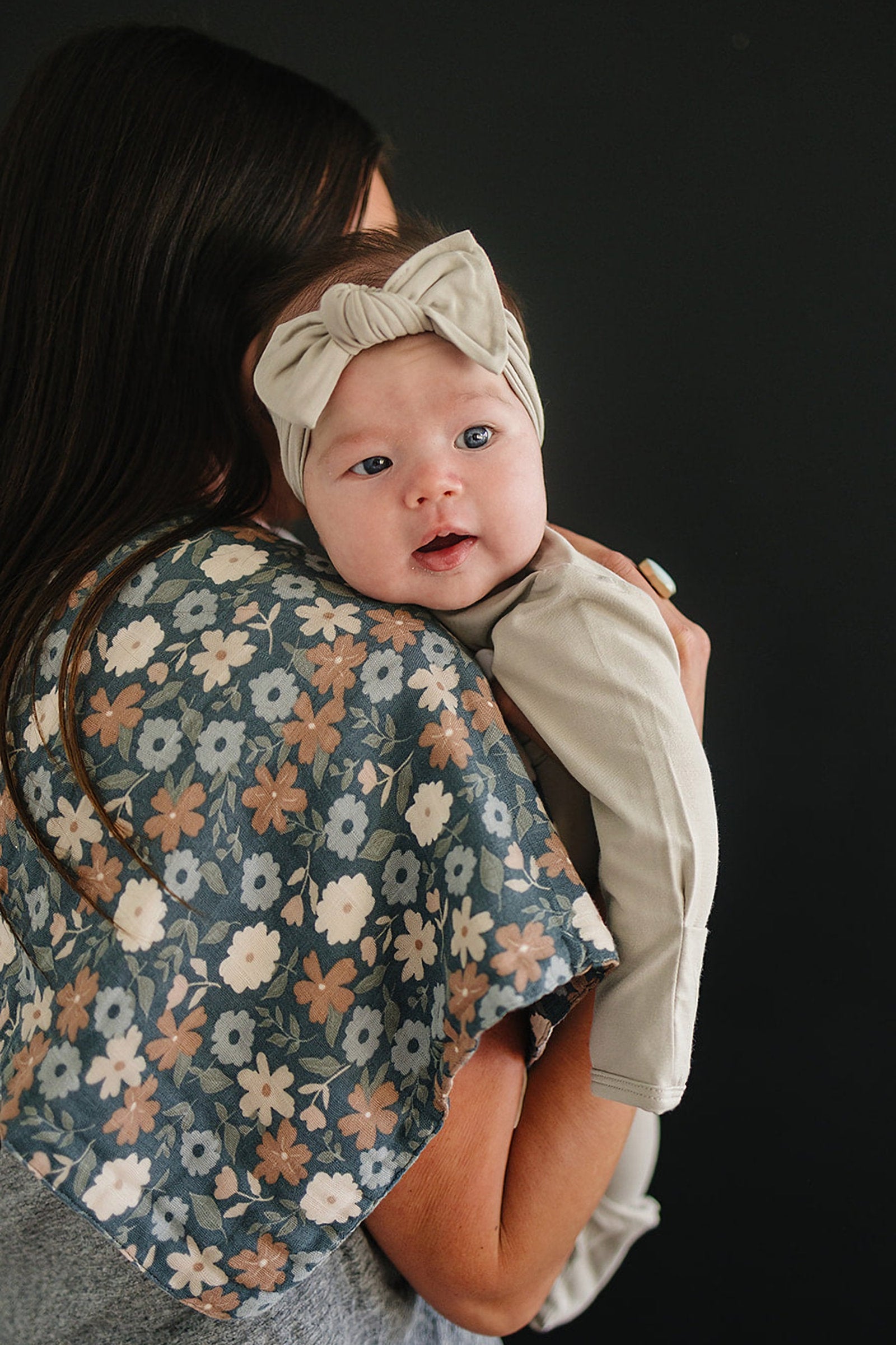 Midnight Floral Muslin Burp Cloth, 100% Cotton, Baby Essentials