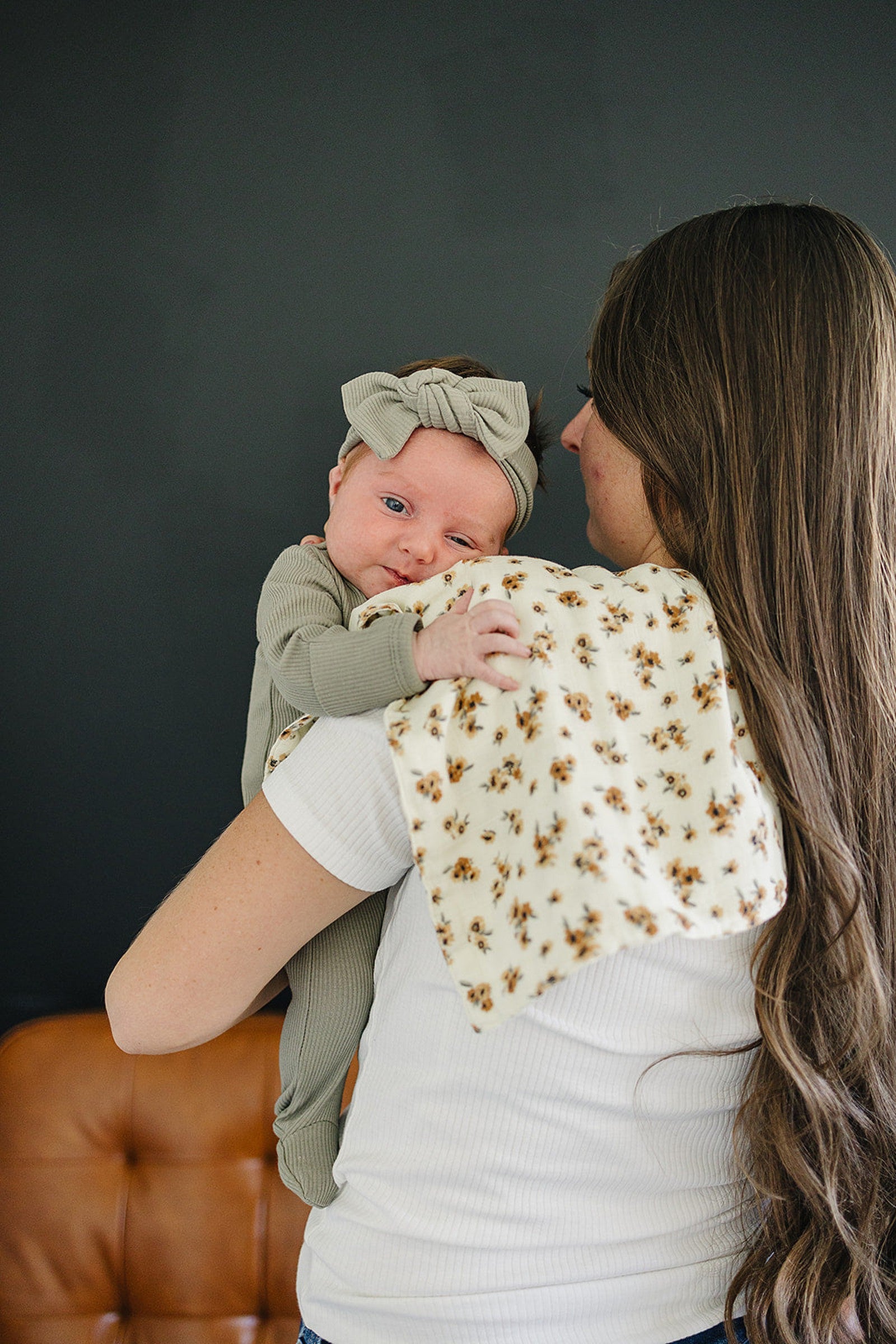 Autumn Bloom Muslin Burp Cloth, 100% Cotton, Baby Essentials