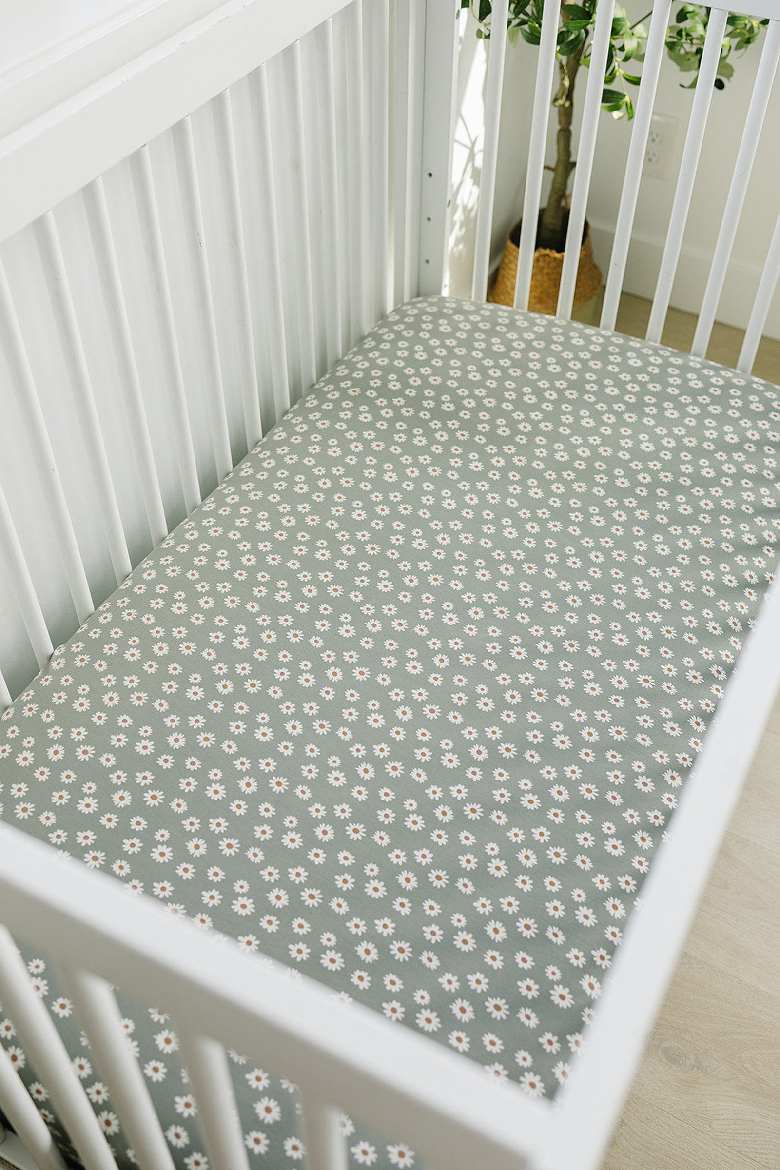 Light Green Daisy Stretch Crib Sheet, Bamboo, Baby Essentials