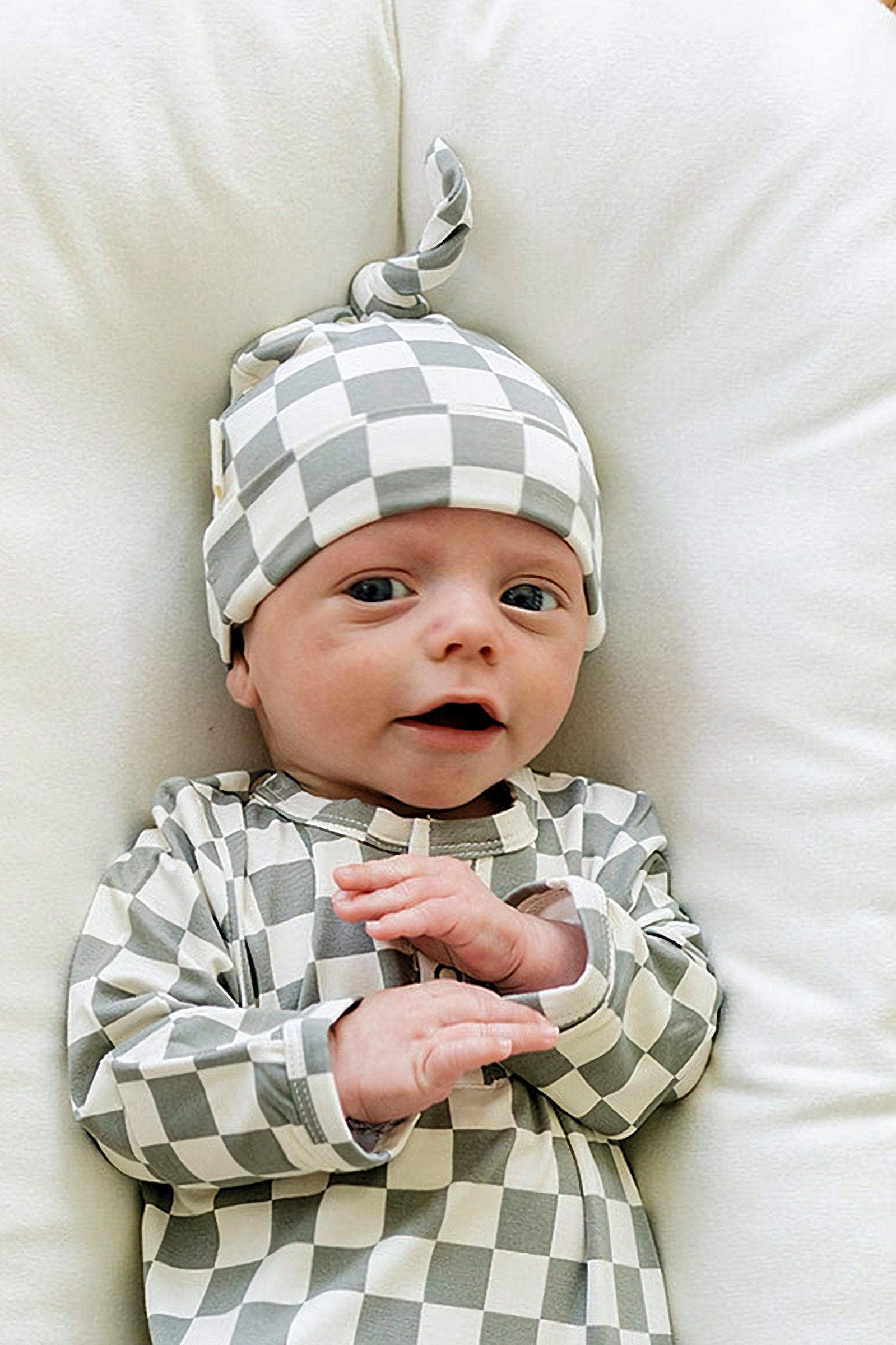 Light Green Checkered Knot Hat, Bamboo, Newborn, Baby Essentials