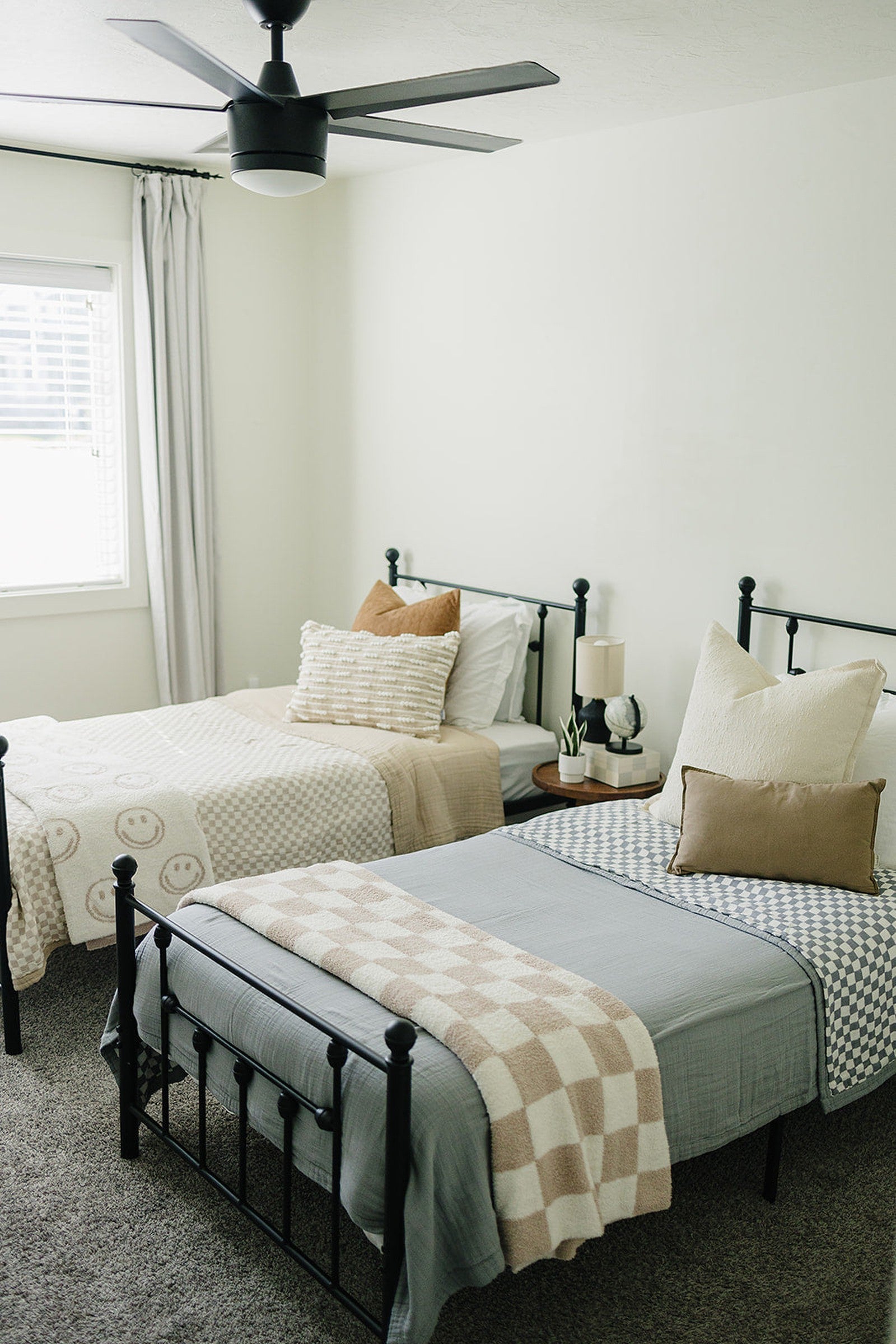 Taupe Checkered Muslin Twin Quilt, 100% Cotton, Baby Essentials