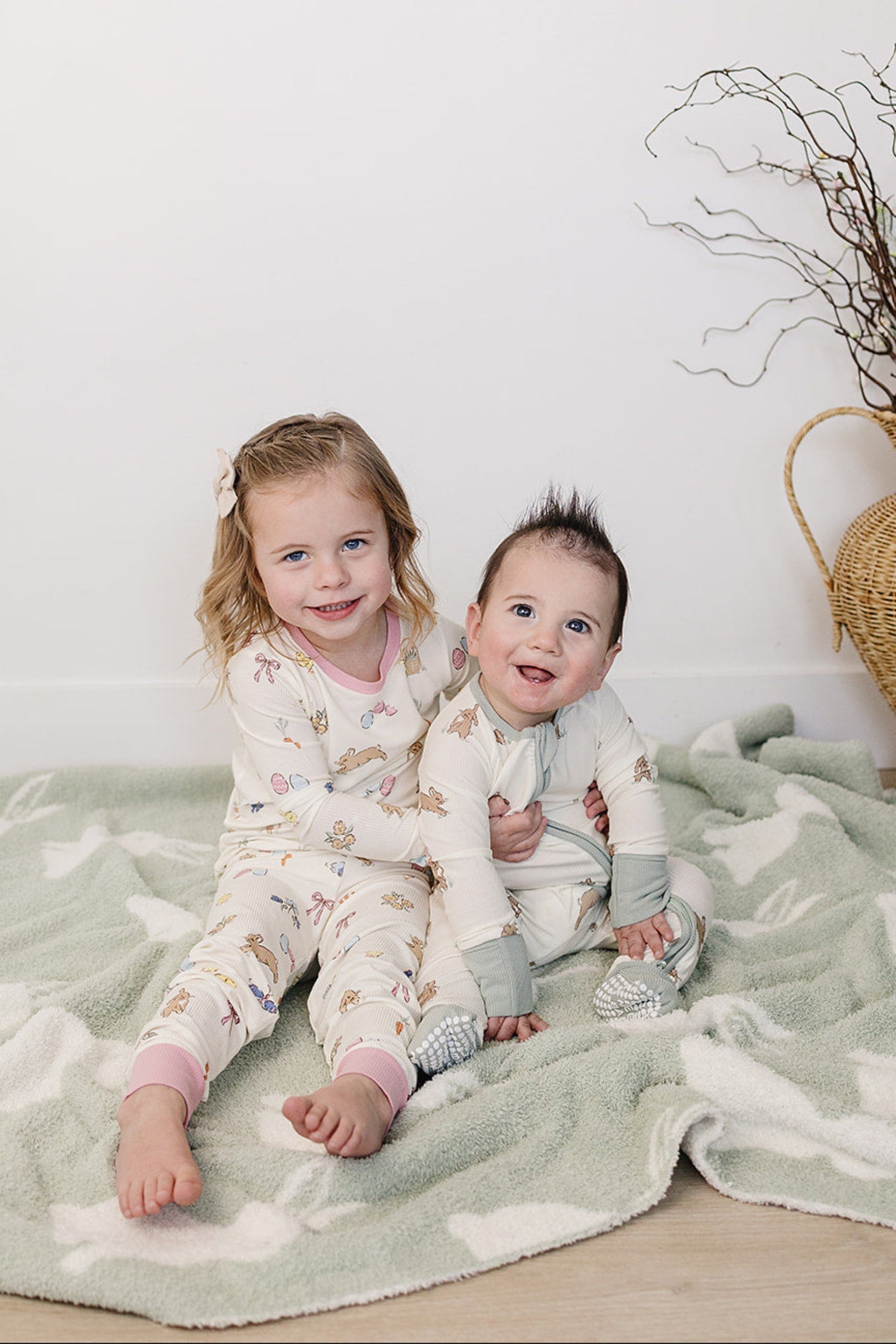 Pink Bunny Ribbed Bamboo Cozy Pajama Set for Girls, Sizes 2T-10