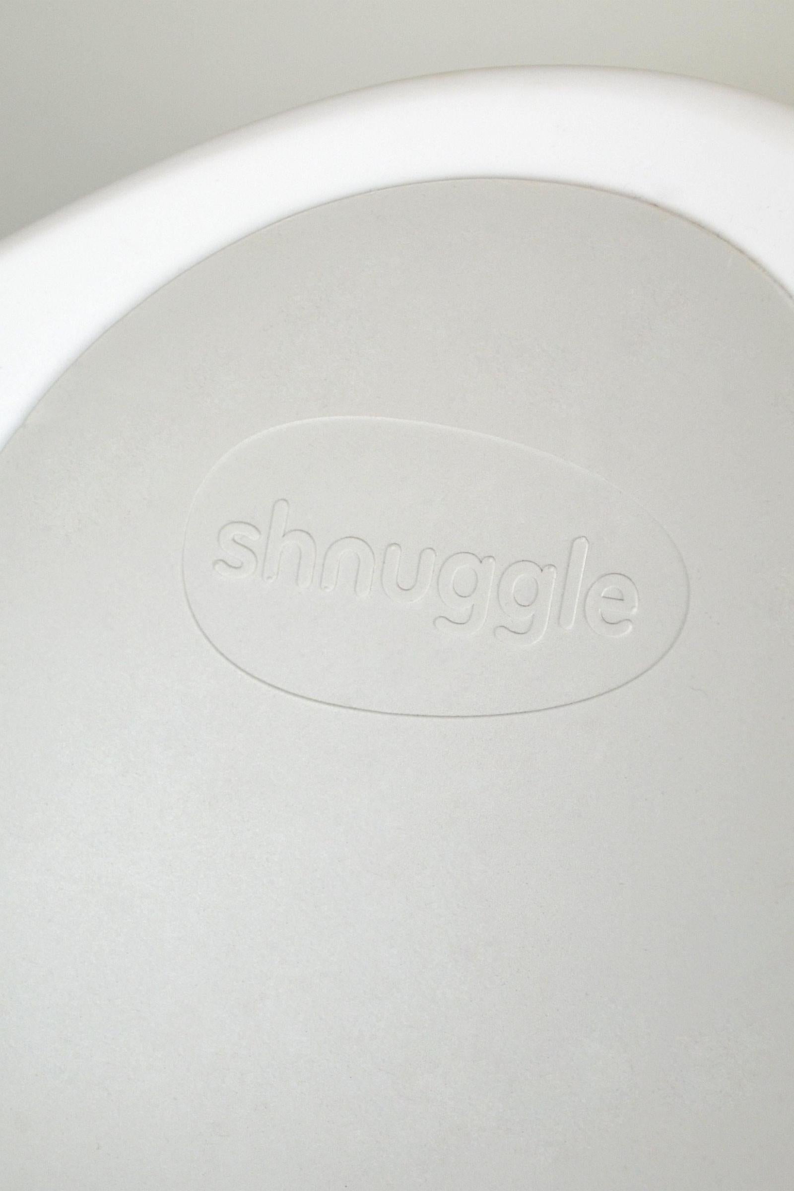 Shnuggle Baby Bath, Newborn baby bath Support with Bum Bump, Compact Bathtub for newborns and babies