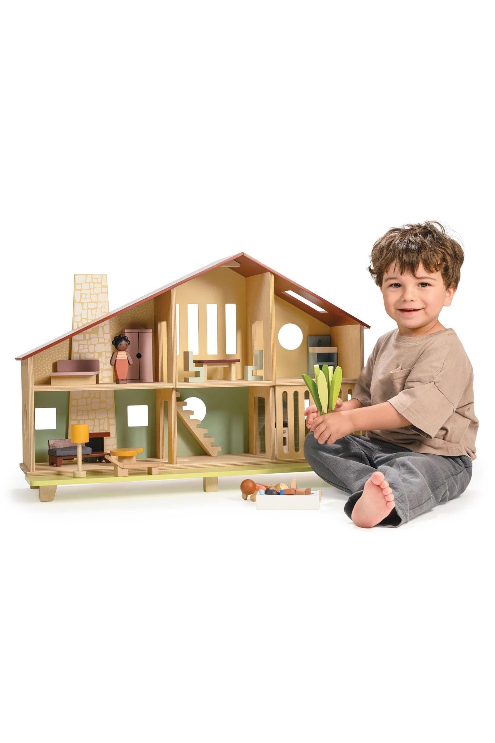 Cedar Chalet, Dollhouse