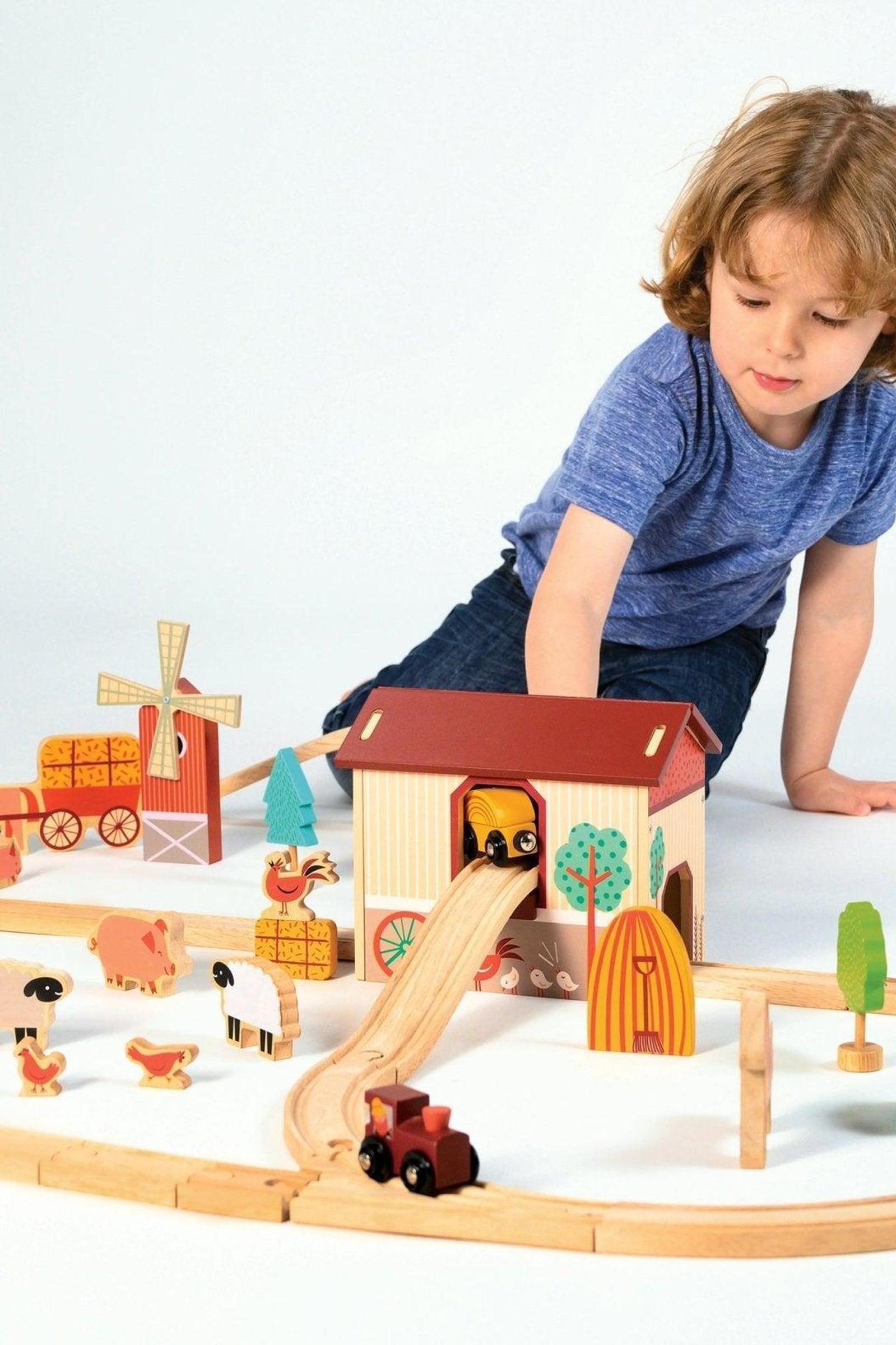 Farmyard Train Set