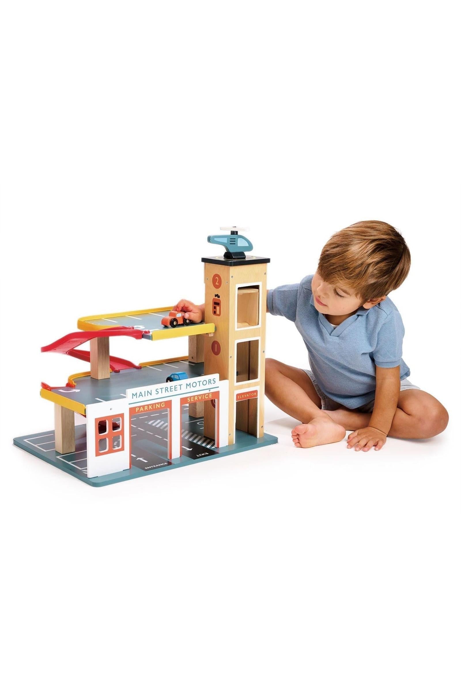 Multi-Level Garage with Lift