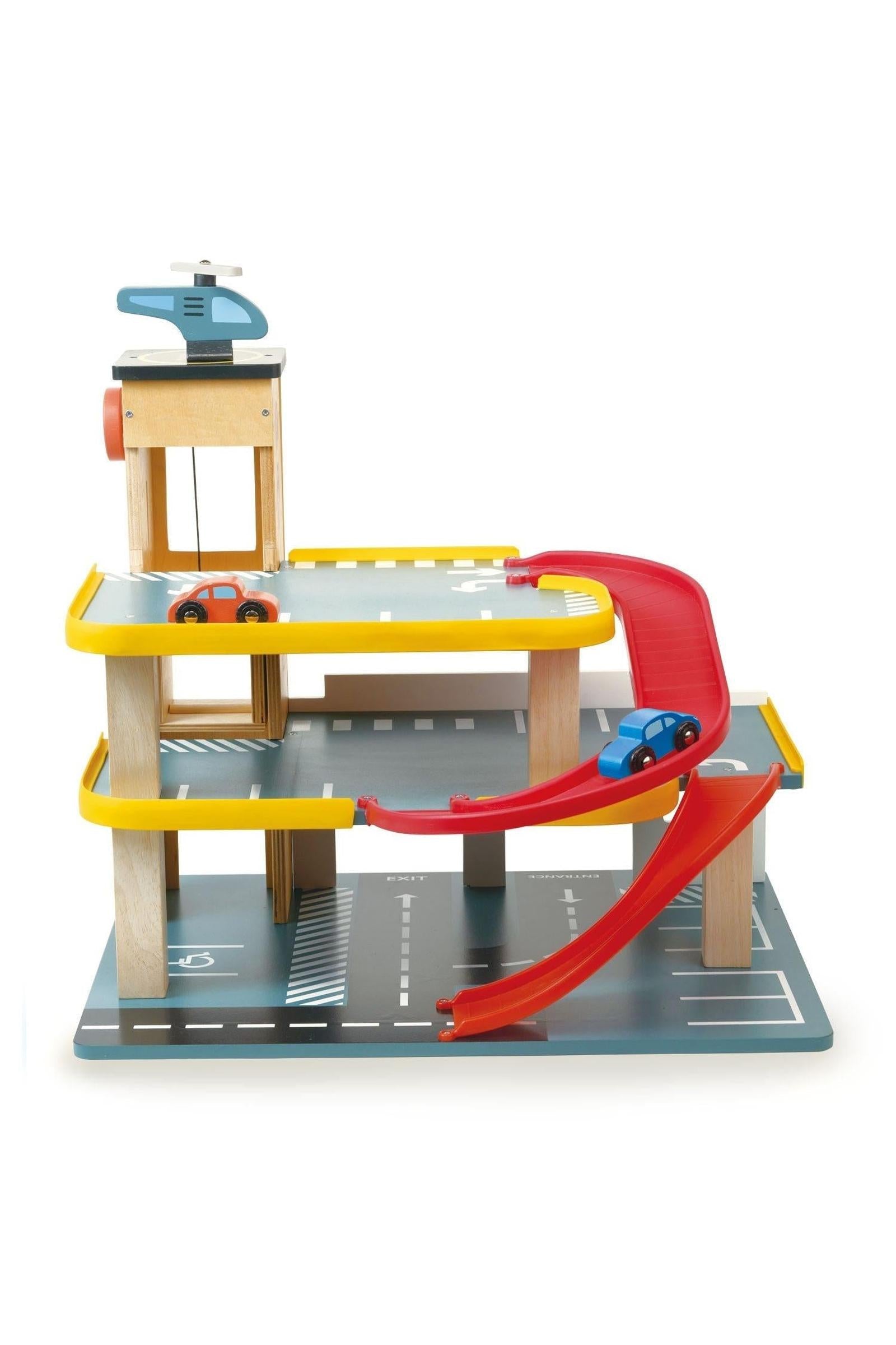 Multi-Level Garage with Lift