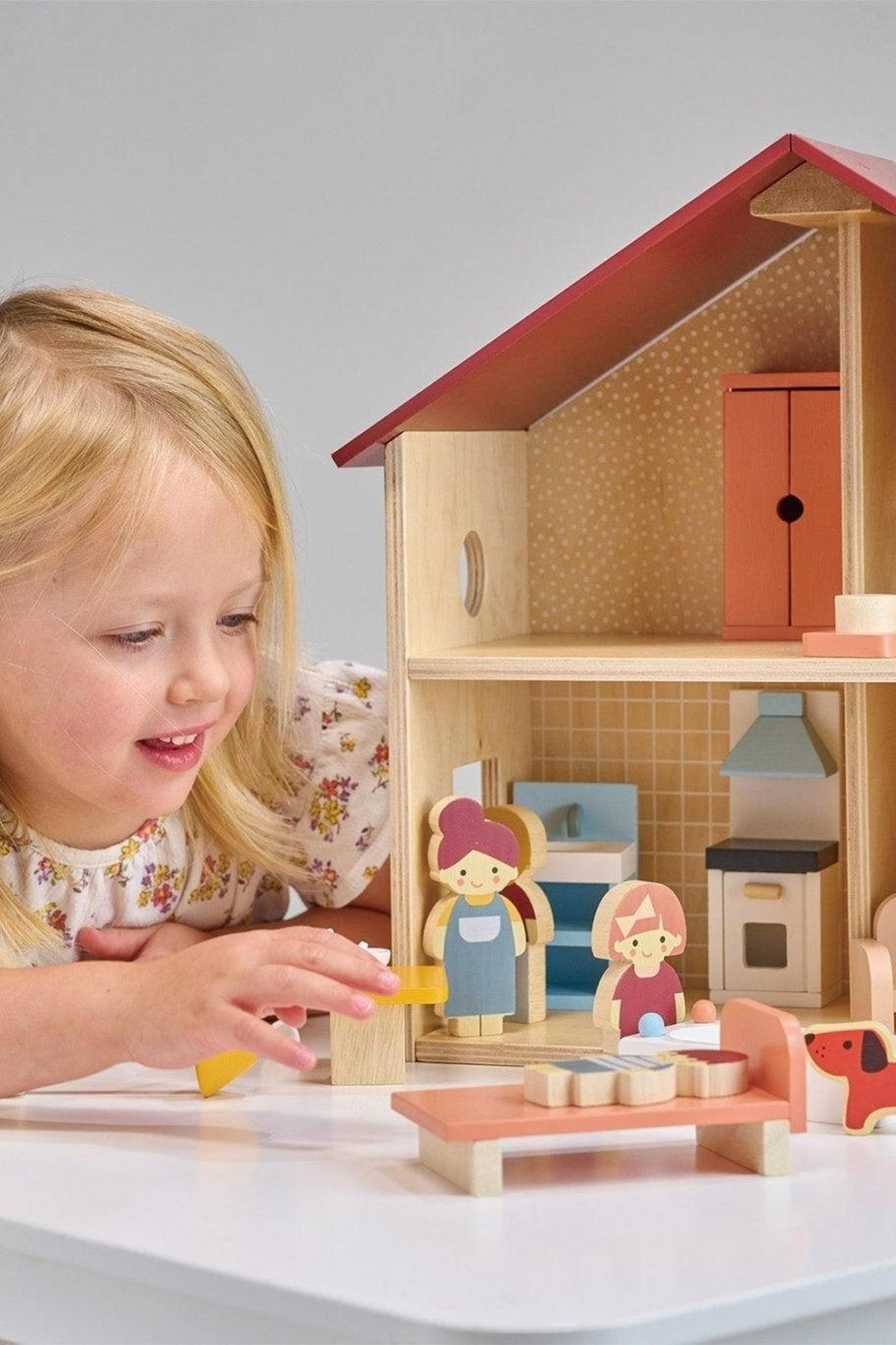 Poppets Dollhouse