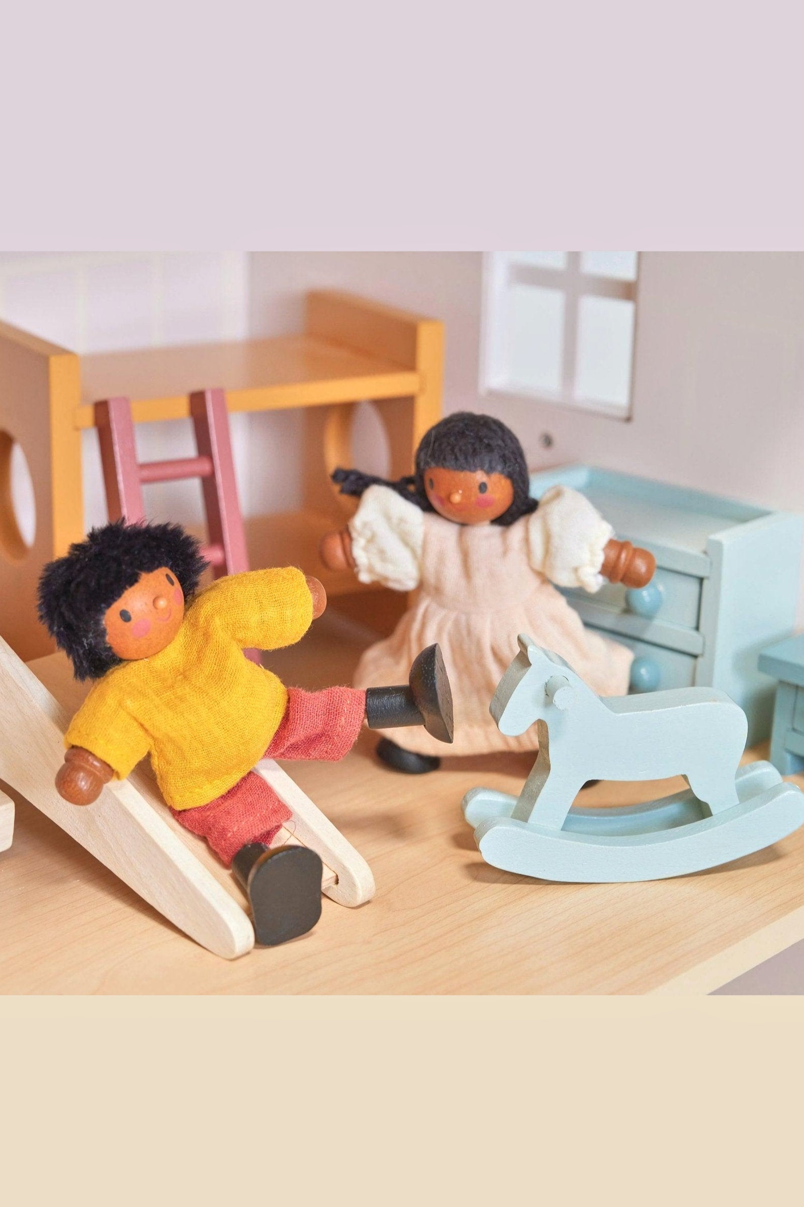 The Berrybunch Doll Family, Wooden Dollhouse Family Set