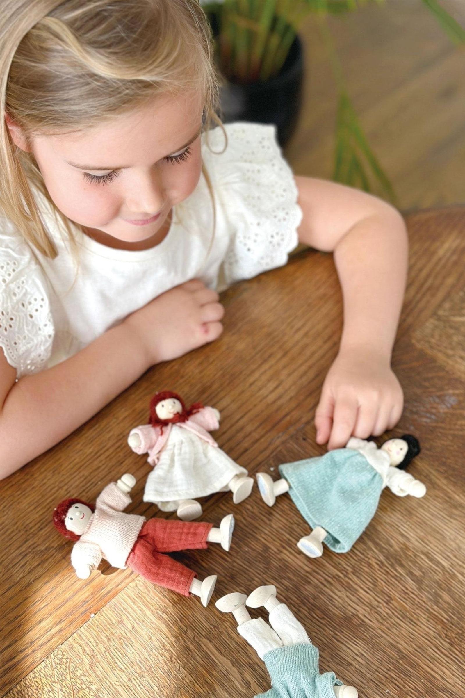 The Honeybunch Doll Family, Wooden Dollhouse Family Set